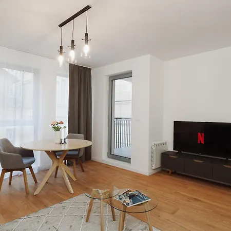 Granite - Cozy Center With Balcony
